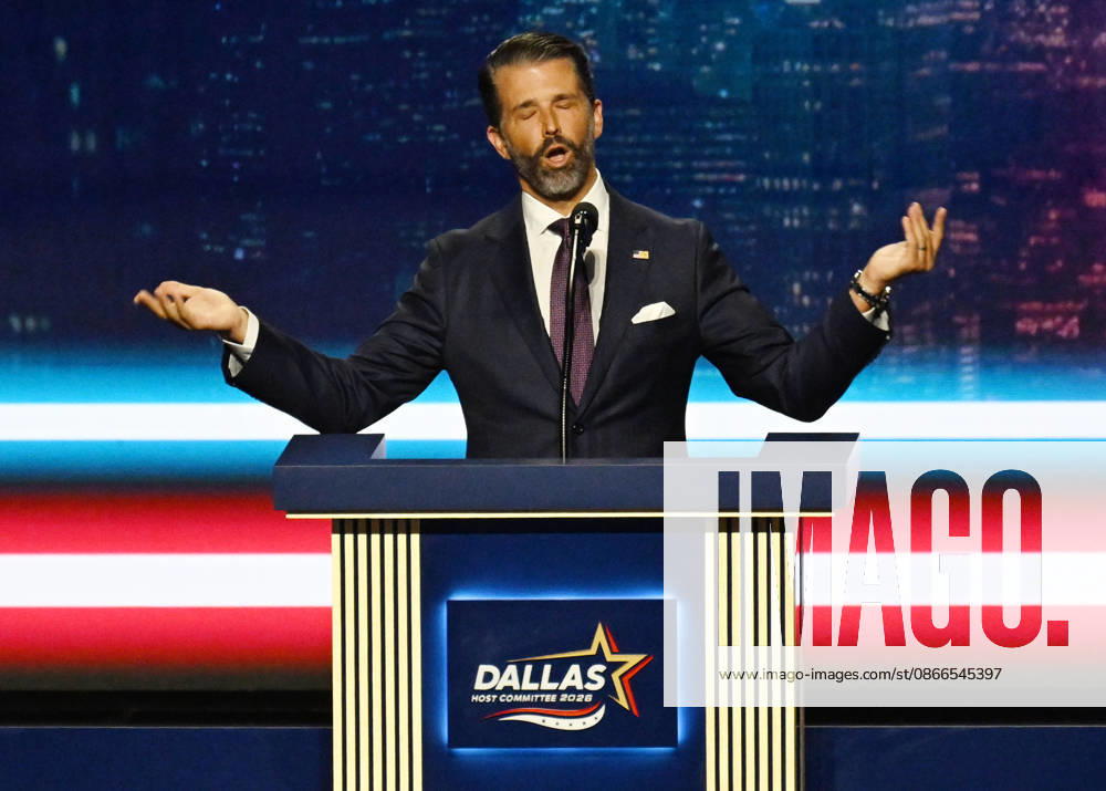 Donald Trump Jr, son of President Donald Trump, speaks during the second day of the Republican midterm convention at American Airlines Center in Dallas, Texas, on Thursday, September 10, 2026. DAL20260910911 IANxHALPERIN