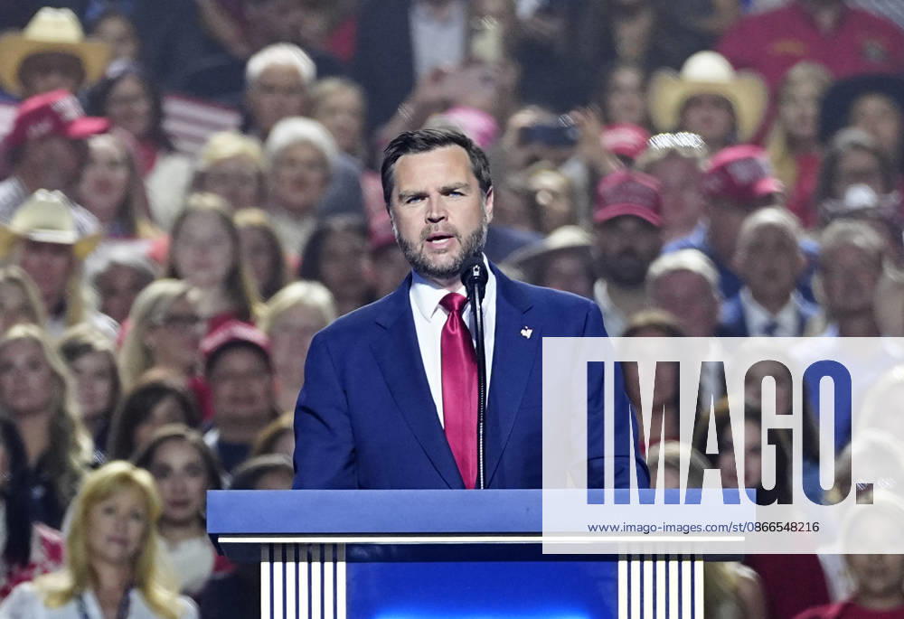 Vice President JD Vance makes a keynote address during the second night of the Republican midterm convention at the American Airlines Center in Dallas, Texas, on Thursday, September 10, 2026. DAL20260910934 BONNIExCASH