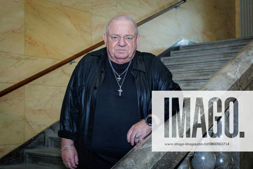 Wuppertal. Udo Dirkschneider am Rande einer Pressekonferenz zur Bekanntgabe des neu ins Leben gerufenen Udo Dirkschneider Music Award (UDMA). Wuppertal Historische Stadthalle Nordrhein-Westfalen Deutschland