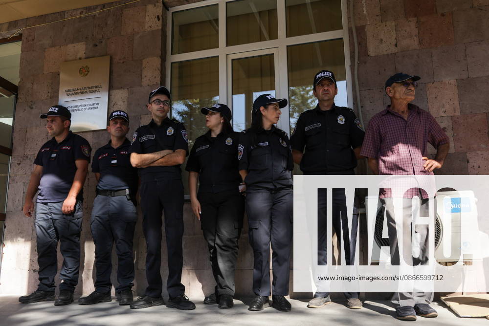 ARMENIA, YEREVAN - SEPTEMBER 11, 2026: Police officers stand outside the Anti-Ñorruption Court building before a hearing of the case of Samvel Karapetyan, leader of the Strong Armenia Party. Alexander Patrin TASS 97520676