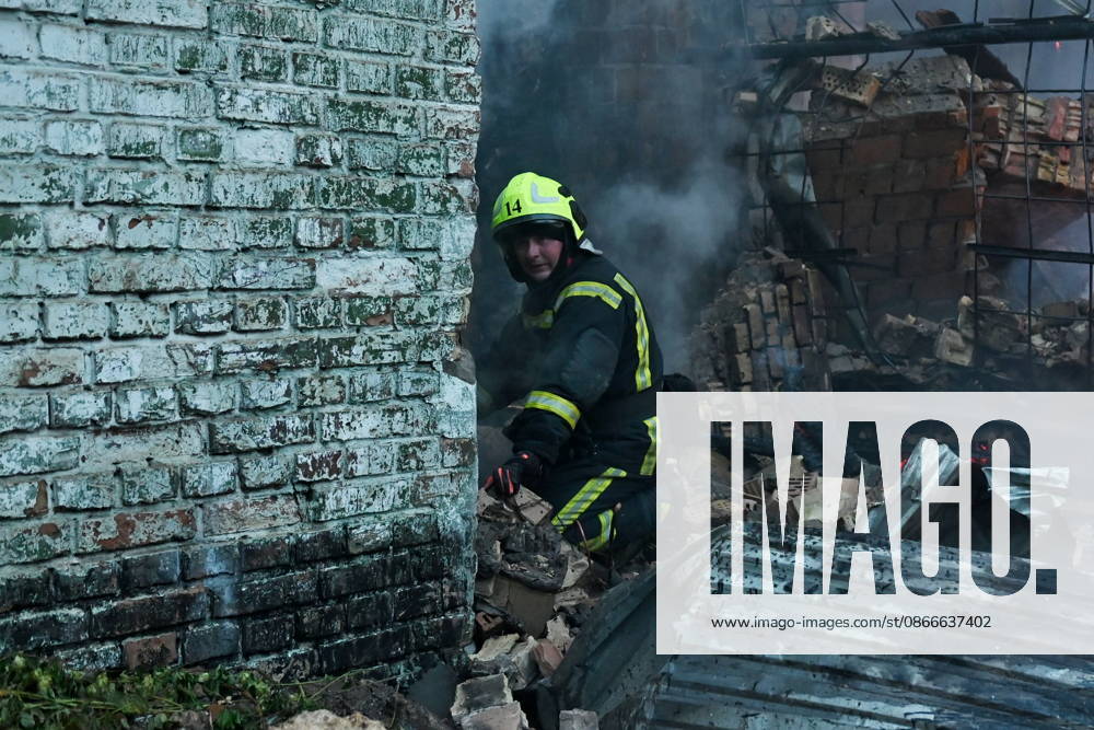 Russian Air Attack On Kyiv, Ukraine Firefighters work near the scene of a fire after a jet-powered drone struck an office building in Kyiv s Podilskyi district, on September 11, 2026. Kyiv Ukraine