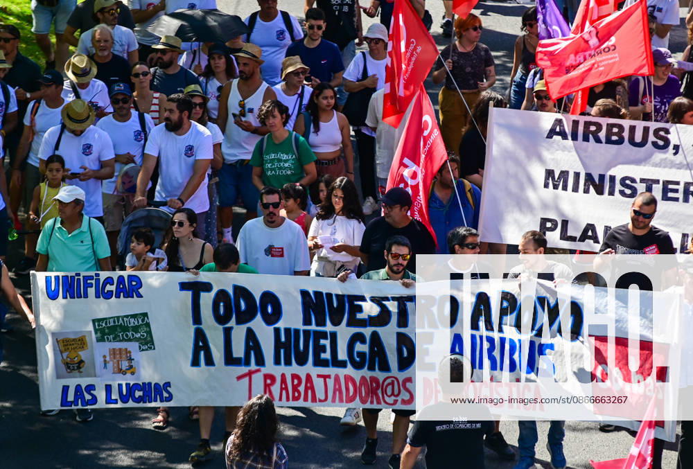 Workers from Airbus take part in a march for dignity at work in Madrid, organized by CGT Metal Madrid. The demonstration starts at Plaza de Colo³n and proceeds along Paseo de la Castellana towards the Ministry of Industry. Workers demand dignity at work and defend their labor rights and working conditions. Madrid SPAIN - ZUMAz108 20260912_znp_z108_032