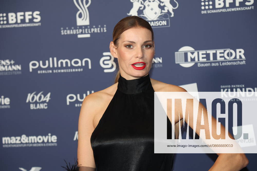 Rebecca Kunikowski bei der Verleihung des Deutschen Schauspielpreises 2026 im Hotel Pullman Berlin Schweizerhof. Berlin