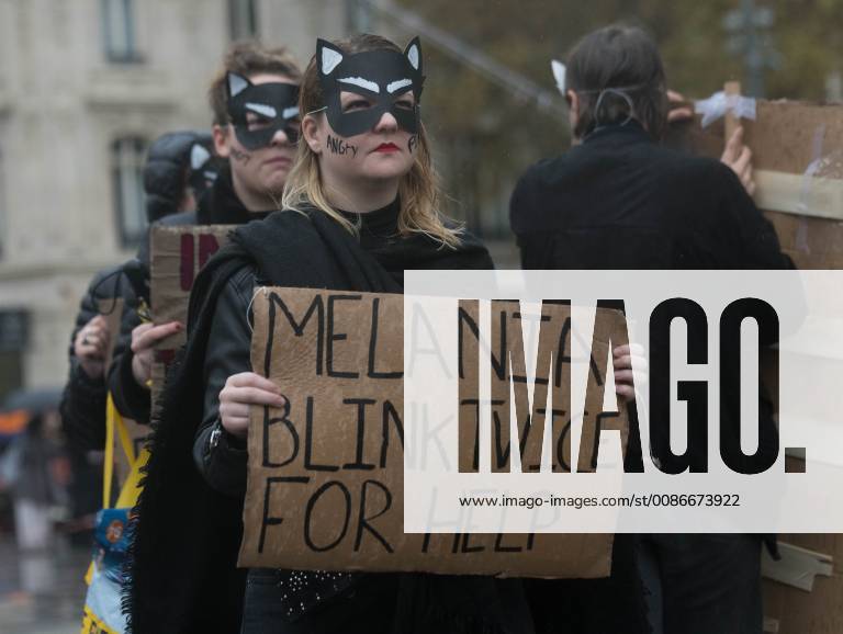 Paris, France - Several thousand people gathered at the Place de la Republique in Paris at the call of several feminist, environmental, lgbt and anti-fascist and anti-racist associations to protest against Donald Trump s visit to Paris on the occasion commemorations of the centenary of the Armistice of 1918. They intended to denounce the policy of the American president. Beyond Trump s presence, protesters wanted to denounce the imperialism of western leaders. Paris France - ZUMAn230 20181111_zaa_n230_364