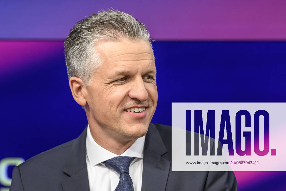 Im Bild v.l.: Thorsten Frei, CDU (Unionsfraktionsvorsitzender), GER, Berlin, Studio, zu Gast bei – Maischberger, politische Talkshow, TV, Format, mit Moderatorin – Sandra Maischberger, Das Erste, aus Adlershof – Am Studio 20, 16.09.2026,