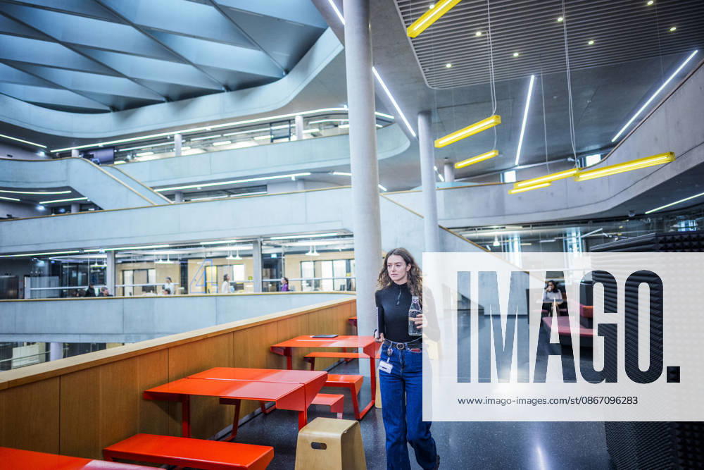 Fotostory Pressetermin bei Zalando: ZALANDO Outlet Store, Headquarter und Workspaces in Berlin aufgenommen am 16.09.2026....Berlin, 16.09.2026. Berlin Deutschland NUR FÜR REDAKTIONELLE ZWECKE - - BILDNUTZUNG NUR IM ZALANDO-KONTEXT