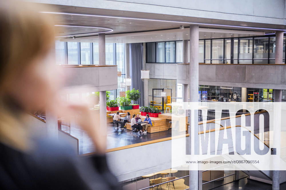 Fotostory Pressetermin bei Zalando: ZALANDO Outlet Store, Headquarter und Workspaces in Berlin aufgenommen am 16.09.2026....Berlin, 16.09.2026. Berlin Deutschland NUR FÜR REDAKTIONELLE ZWECKE - - BILDNUTZUNG NUR IM ZALANDO-KONTEXT