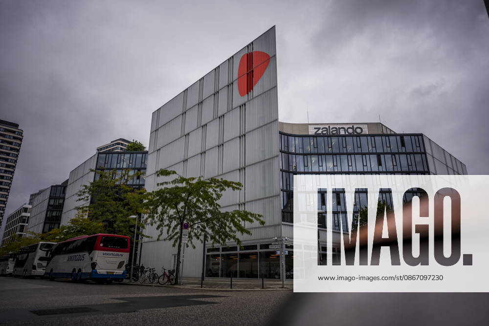 Fotostory Pressetermin bei Zalando: ZALANDO Outlet Store, Headquarter und Workspaces in Berlin aufgenommen am 16.09.2026....Berlin, 16.09.2026. Berlin Deutschland NUR FÜR REDAKTIONELLE ZWECKE - - BILDNUTZUNG NUR IM ZALANDO-KONTEXT