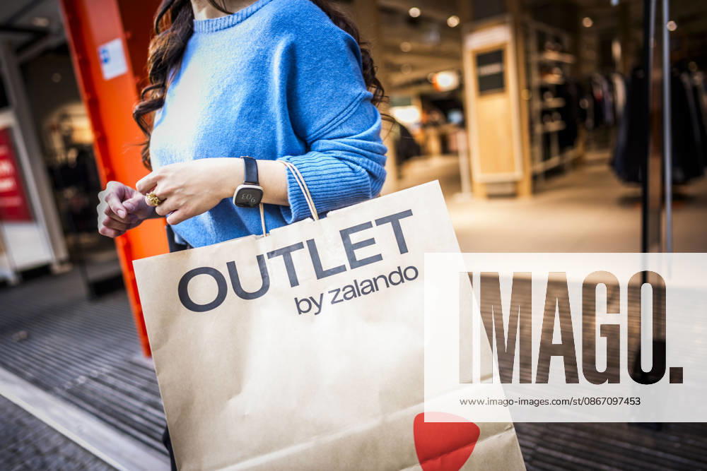 Fotostory Pressetermin bei Zalando: ZALANDO Outlet Store, Headquarter und Workspaces in Berlin aufgenommen am 16.09.2026....Berlin, 16.09.2026. Berlin Deutschland NUR FÜR REDAKTIONELLE ZWECKE - - BILDNUTZUNG NUR IM ZALANDO-KONTEXT