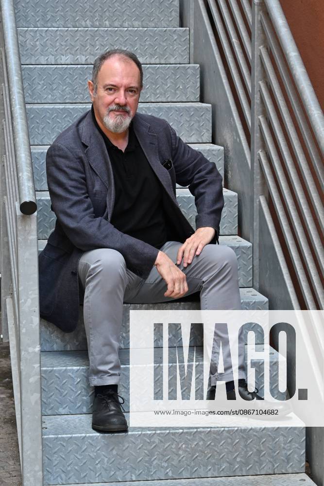 IPA88634708 - Rome: Rai Studios on Via Teulada. Photocall for the show *Misteri dimenticati*—*Blu notte* with Carlo Lucarelli. Pictured: Carlo Lucarelli