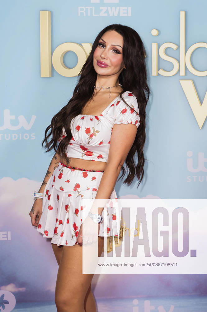 Pinar Sevim bei der Premiere der 3. Staffel der Dating-Show Love Island VIP auf Schloss Arff. Köln