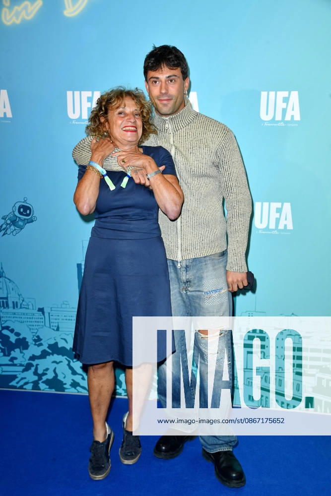 Adriana Altaras mit Sohn Aaron Altaras bei dem UFA Back Empfang im BE.YOND OFFICE in Berlin am 17.09.2026