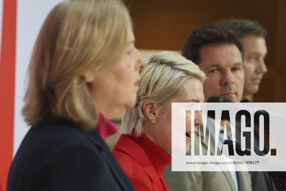 Bärbel Bas, Manuela Schwesig, Steffen Krach und Lars Klingbeil bei der Pressekonferenz nach den Landtagswahlen in Berlin und Mecklenburg Vorpommern im Willy Brandt Haus am 21.09.26 SPD-Spitze zur PK nach Landtagswahlen in Berlin