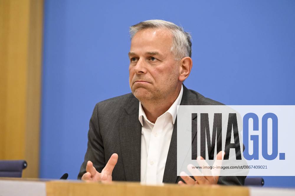 ABB BPK- Leif-Erik Holm, AfD-Mecklenburg-Vorpommern Spitzenkandidat Thema AfD - Auswirkungen der Landtagswahlen in Berlin und Mecklenburg-Vorpommern auf die Bundespolitik Statment auf der BPK Bundespressekonferenz am 21.09.2026 in Berlin Berlin Deutschland