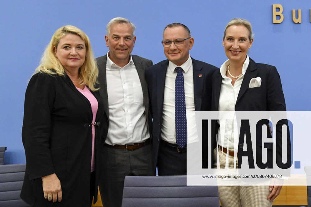 ABB BPK- Leif-Erik Holm, AfD-Mecklenburg-Vorpommern Kristin Brinker, AfD-Spitzenkandidatin in Berlin. Alice Weidel, Bundessprecherin der AfD und Co-Vorsitzende der AfD-Fraktion , Tino Chrupalla, Bundessprecher der AfD und Co-Vorsitzender der AfD-Fraktion Thema AfD - Auswirkungen der Landtagswahlen in Berlin und Mecklenburg-Vorpommern auf die Bundespolitik Statment auf der BPK Bundespressekonferenz am 21.09.2026 in Berlin Berlin Deutschland