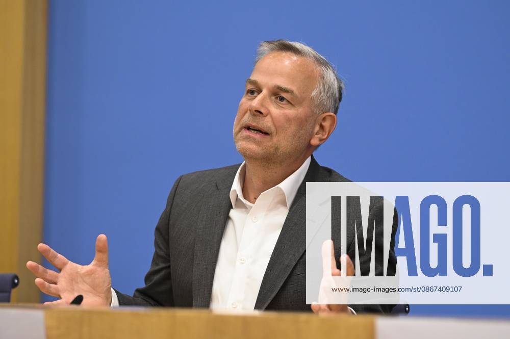 ABB BPK- Leif-Erik Holm, AfD-Mecklenburg-Vorpommern Spitzenkandidat Thema AfD - Auswirkungen der Landtagswahlen in Berlin und Mecklenburg-Vorpommern auf die Bundespolitik Statment auf der BPK Bundespressekonferenz am 21.09.2026 in Berlin Berlin Deutschland