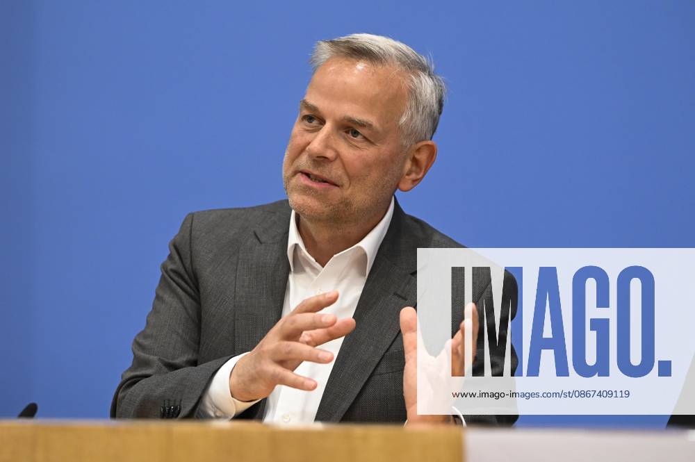 ABB BPK- Leif-Erik Holm, AfD-Mecklenburg-Vorpommern Spitzenkandidat Thema AfD - Auswirkungen der Landtagswahlen in Berlin und Mecklenburg-Vorpommern auf die Bundespolitik Statment auf der BPK Bundespressekonferenz am 21.09.2026 in Berlin Berlin Deutschland