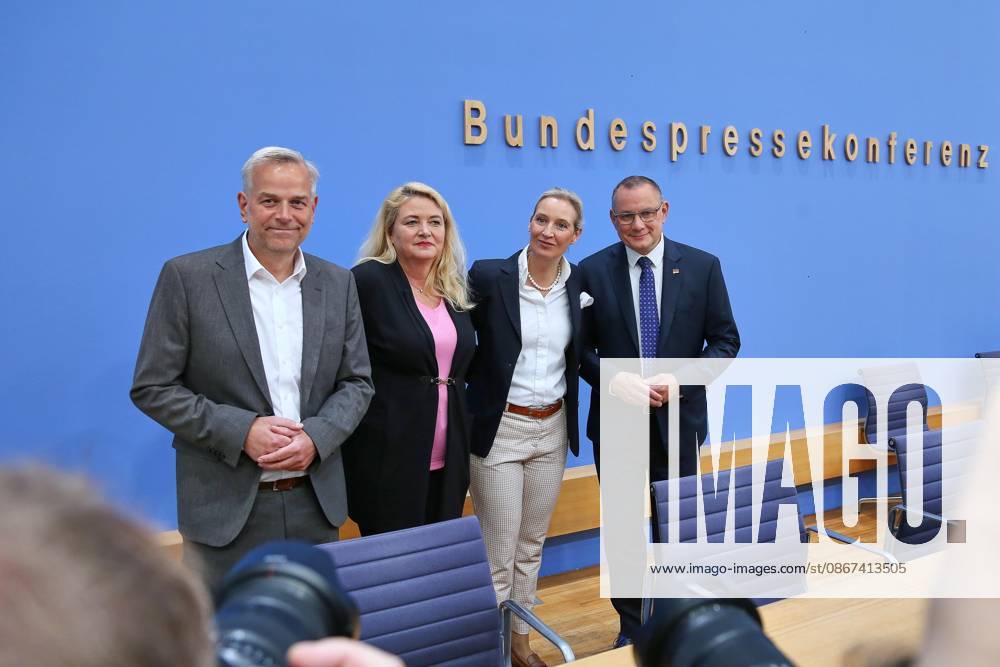 Berlin, Deutschland, 21.09.2026: Bundespressekonferenz: AfD - Auswirkungen der Landtagswahlen in Berlin und Mecklenburg-Vorpommern auf die Bundespolitik: Leif-Erik Holm, AfD-Kandidat für das Amt des Ministerpräsidenten in Mecklenburg-Vorpommern, Kristin Brinker, AfD-Spitzenkandidatin für Berlin und die AfD-Vorsitzenden Tino Chrupalla und Alice Weidel