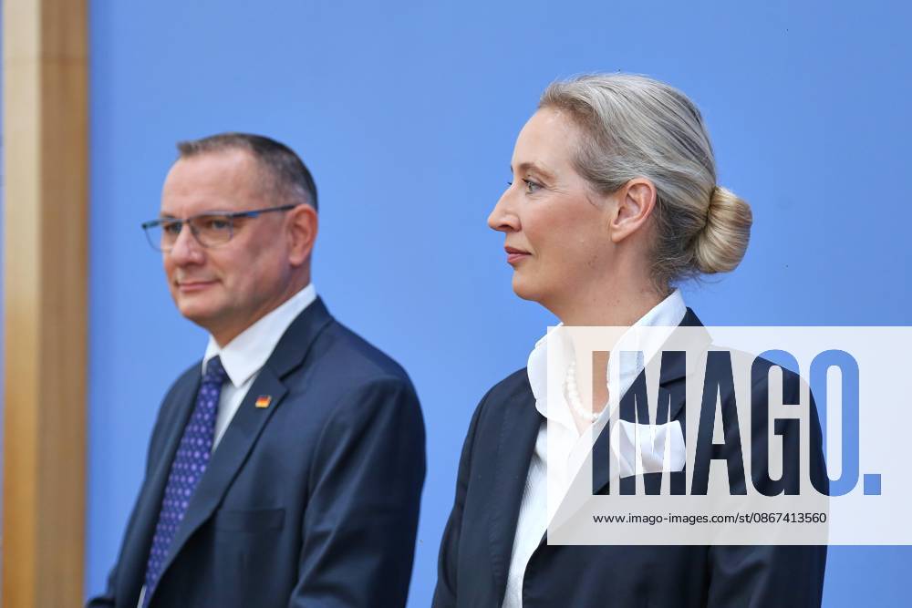 Berlin, Deutschland, 21.09.2026: Bundespressekonferenz: AfD - Auswirkungen der Landtagswahlen in Berlin und Mecklenburg-Vorpommern auf die Bundespolitik: AfD-Vorsitzenden Tino Chrupalla und Alice Weidel