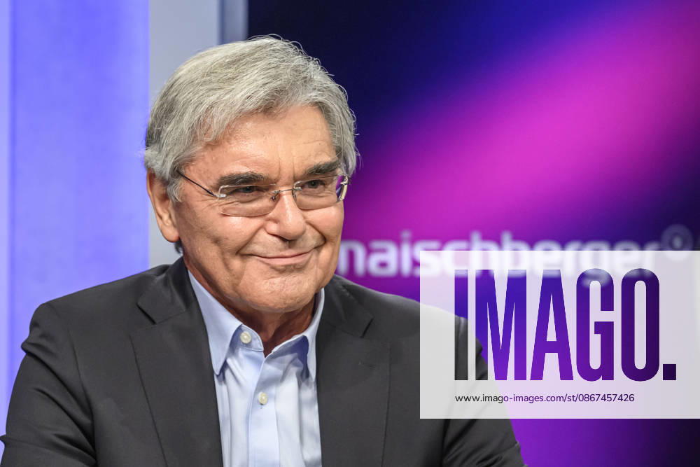 Im Bild v.l.: Joe Kaeser (Siemens Energy), GER, Berlin, Studio, zu Gast bei Maischberger, politische Talkshow, TV, Format, mit Moderatorin Sandra Maischberger, Das Erste, aus Adlershof Am Studio 20, 21.09.2026,
