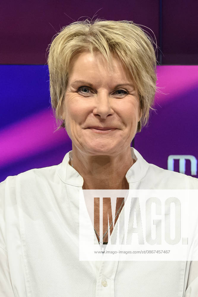 Im Bild v.l.: Susanne Gaschke (NZZ), GER, Berlin, Studio, zu Gast bei Maischberger, politische Talkshow, TV, Format, mit Moderatorin Sandra Maischberger, Das Erste, aus Adlershof Am Studio 20, 21.09.2026,