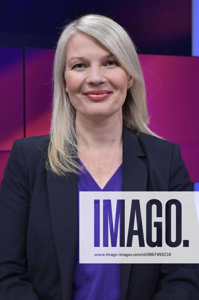 Annett Meiritz in der ARD-Talkshow maischberger im Studio Berlin Adlershof. Berlin