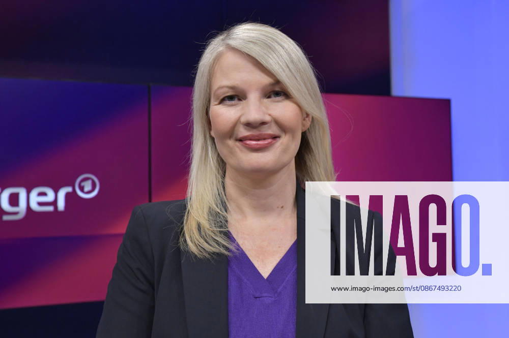 Annett Meiritz in der ARD-Talkshow maischberger im Studio Berlin Adlershof. Berlin