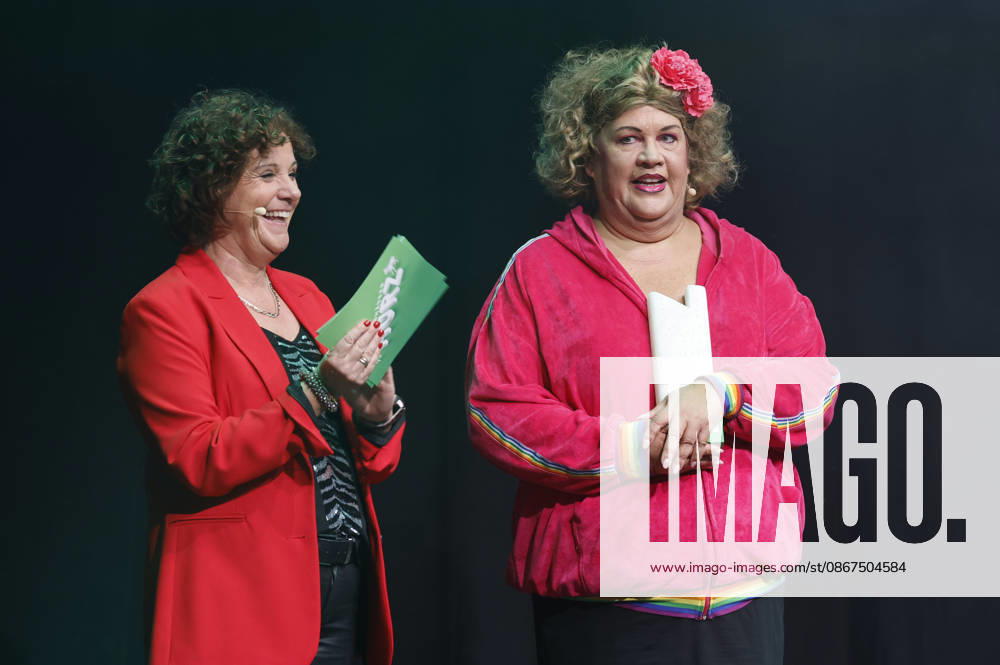 Steffi Neu und Ilka Bessin Cindy aus Marzahn bei der 10. Verleihung des Comedy-Preises Recklinghäuser Hurz im Ruhrfestspielhaus. Recklinghausen