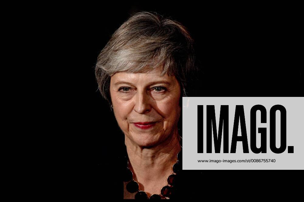 . 14 11 2018. London, United Kingdom. Theresa May Brexit Statement. The Prime Minister Theresa May makes a statement in Downing Street following an extensive cabinet meeting inside Number 10 on the proposed Brexit deal. xAndrewxParsonsx xi-Imagesx IIM-18856-0028