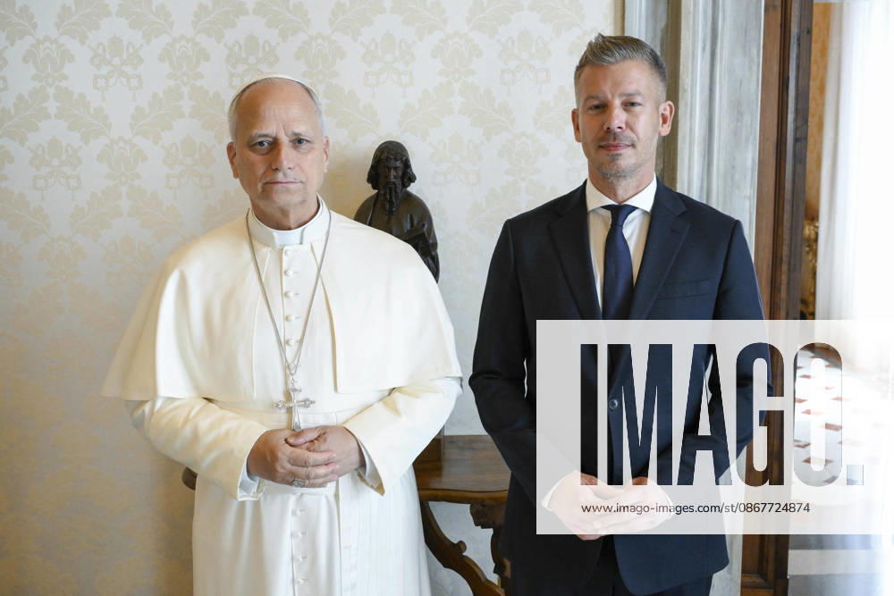 Pope Leo XIV receives Peter Magyar, Ungheria s Prime Minister at the Vatican, 24 September 2026. ANSA US VATICAN MEDIA +++ NPK +++ NO SALES, Vatican City - ZUMAa110 20260924_zaf_a110_008