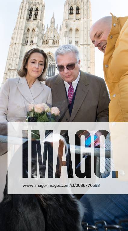 Prince Laurent and Princess Claire of Belgium meet a royalty fan and his dog after the Te Deum mass, on the occasion of the King s Feast, at the Saint Michael and St Gudula Cathedral (Cathedrale Saints Michel et Gudule Sint-Michiels- en Sint-Goedelekathedraal), in Brussels, Thursday 15 November 2018. BENOITxDOPPAGNE 05470365