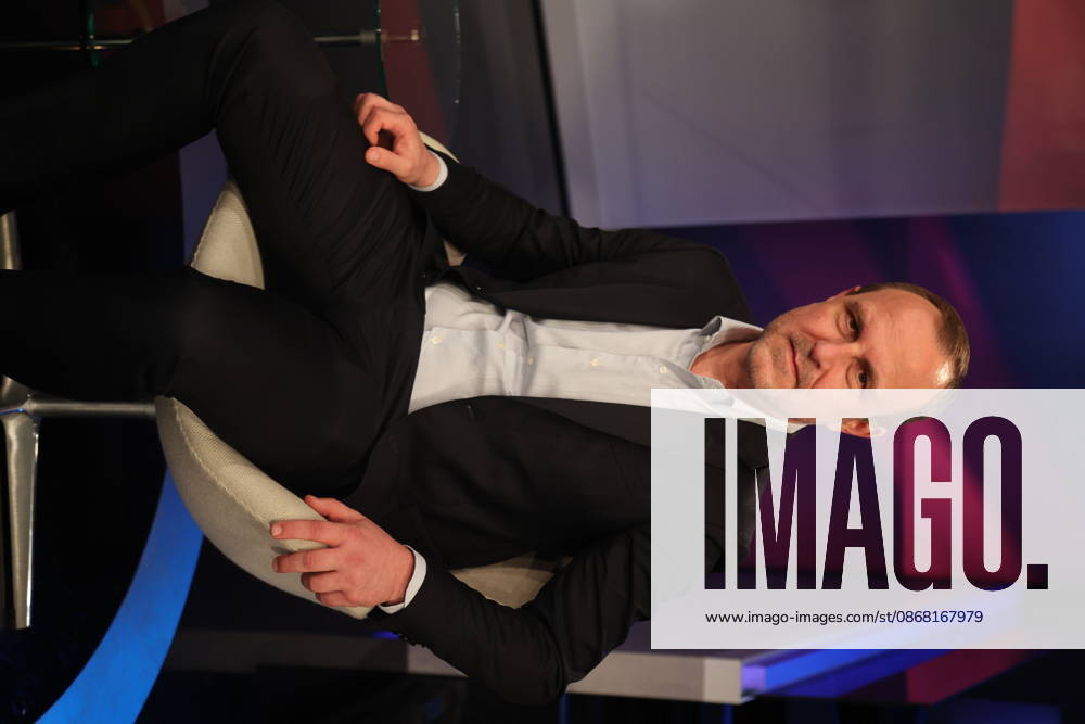 Peter R. Neumann in der ARD-Talkshow maischberger im Studio Berlin Adlershof. Berlin
