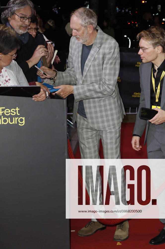 Anton Corbijn bei der Premiere des Kinofilms Ein Talent fürs Morden A Talent for Murder auf dem 34. Filmfest Hamburg 2026 im Cinemaxx Dammtor. Hamburg