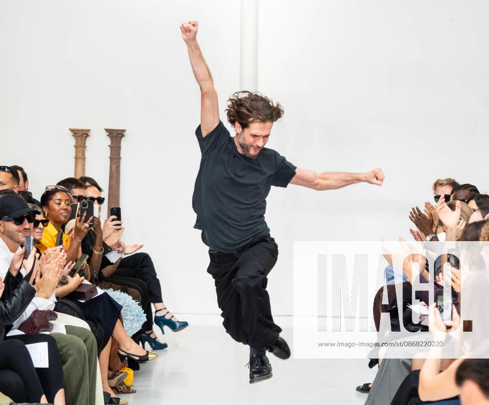 Paris Fashion Week Women s Wear SPRING SUMMER 2027 Collection by BUC AKYOL, September 29, 2026; Photography by Sylvie Lefort; MAXPPP 09 29 2026 @Sylvie Lefort Photography MAXPPP 09 29 26 Models present creations from the Women’s Spring Summer 2027 collection by BUC AKYOL during Paris Fashion Week, in Paris, France, September 29, 2026. The presentation of the women’s collections ran from September 28 to October 6, 26