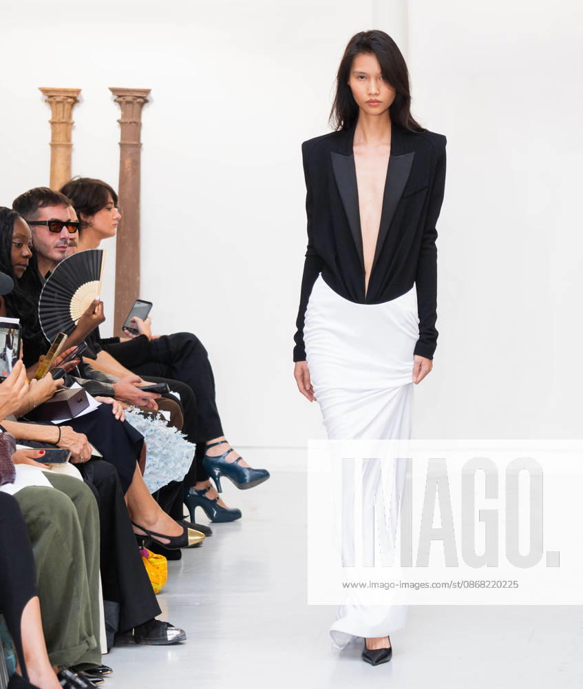 Paris Fashion Week Women s Wear SPRING SUMMER 2027 Collection by BUC AKYOL, September 29, 2026; Photography by Sylvie Lefort; MAXPPP 09 29 2026 @Sylvie Lefort Photography MAXPPP 09 29 26 Models present creations from the Women’s Spring Summer 2027 collection by BUC AKYOL during Paris Fashion Week, in Paris, France, September 29, 2026. The presentation of the women’s collections ran from September 28 to October 6, 26