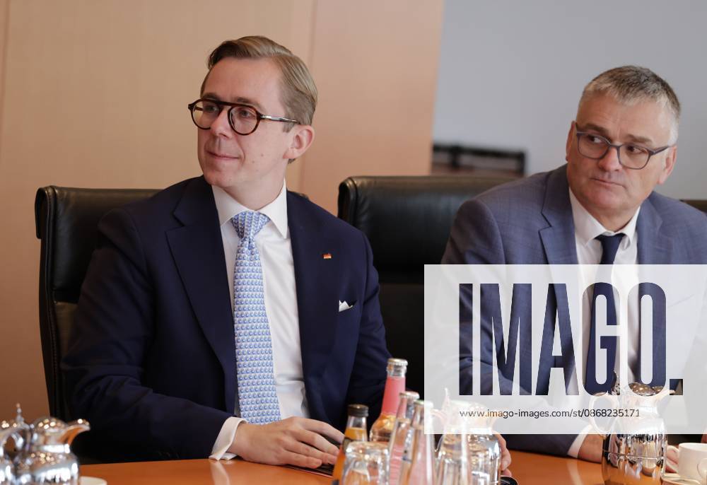 Philipp Amthor, Staatsminister für Bund-Länder-Zusammenarbeit, Regierungssprecher Stefan Kornelius, Deutschland, Berlin, Bundeskanzleramt, Das Bundeskabinett befasst sich in seiner 60. Sitzung am 30. September 2026 unter anderem mit den Auslandseinsätzen der Bundeswehr.