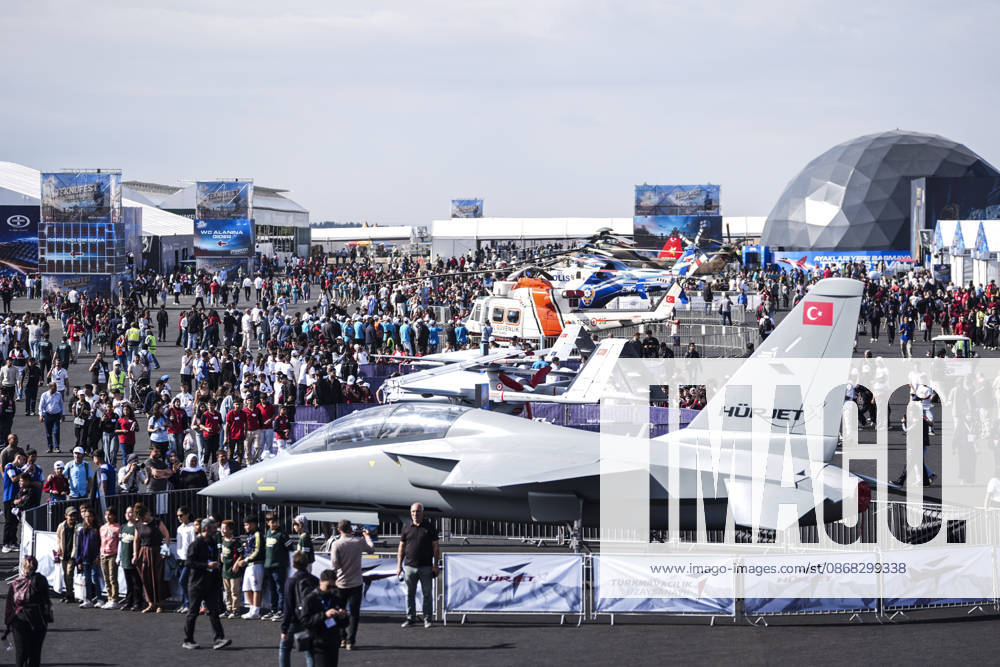 TEKNOFEST Southeast in Turkiye s Sanliurfa SANLIURFA, TURKIYE - OCTOBER 1: TEKNOFEST Southeast, the world’s largest aviation, space, and technology festival, opens its doors to visitors on the second day of its 15th edition at Sanliurfa GAP Airport in Sanliurfa, Turkiye, on October 1, 2026. Agit Erdi Ulukaya Anadolu Sanliurfa Turkey. Editorial use only. Please get in touch for any other usage.