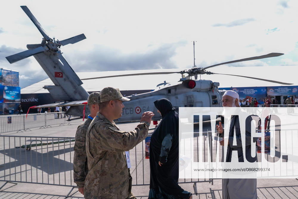 TEKNOFEST Southeast in Turkiye s Sanliurfa SANLIURFA, TURKIYE - OCTOBER 1: TEKNOFEST Southeast, the world’s largest aviation, space, and technology festival, continues on the second day of its 15th edition at Sanliurfa GAP Airport in Sanliurfa, Turkiye, on October 1, 2026. Arman Onal Anadolu Sanliurfa Turkey. Editorial use only. Please get in touch for any other usage.