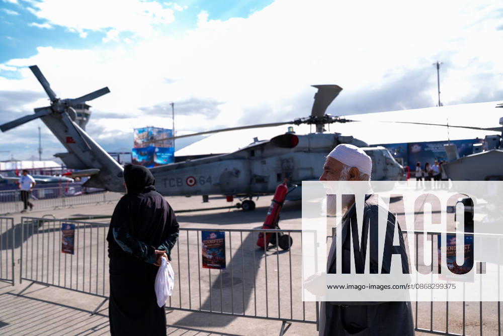 TEKNOFEST Southeast in Turkiye s Sanliurfa SANLIURFA, TURKIYE - OCTOBER 1: TEKNOFEST Southeast, the world’s largest aviation, space, and technology festival, continues on the second day of its 15th edition at Sanliurfa GAP Airport in Sanliurfa, Turkiye, on October 1, 2026. Arman Onal Anadolu Sanliurfa Turkey. Editorial use only. Please get in touch for any other usage.