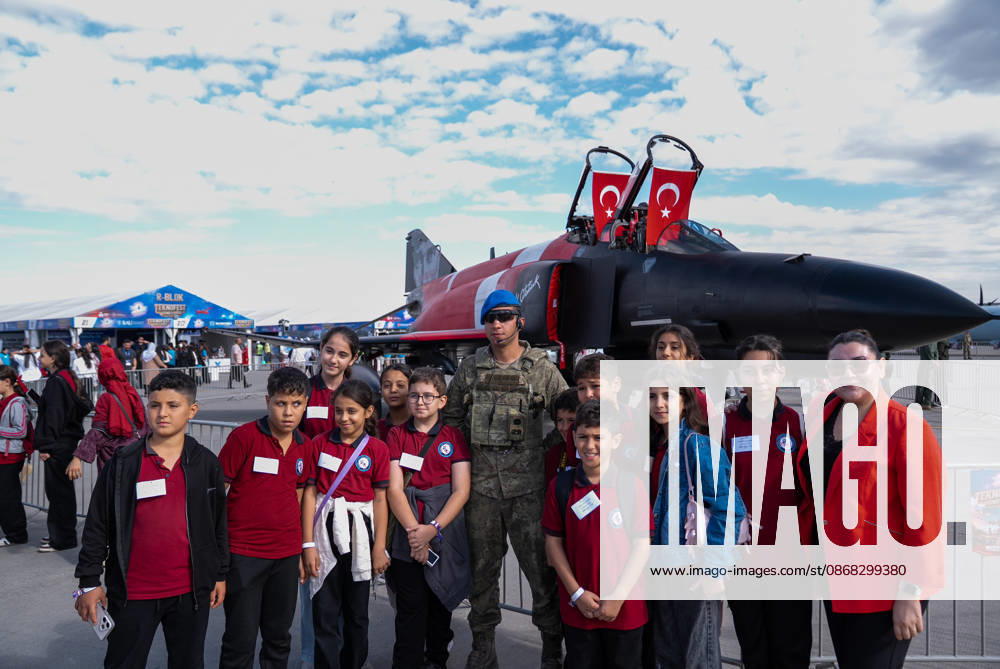 TEKNOFEST Southeast in Turkiye s Sanliurfa SANLIURFA, TURKIYE - OCTOBER 1: TEKNOFEST Southeast, the world’s largest aviation, space, and technology festival, continues on the second day of its 15th edition at Sanliurfa GAP Airport in Sanliurfa, Turkiye, on October 1, 2026. Arman Onal Anadolu Sanliurfa Turkey. Editorial use only. Please get in touch for any other usage.