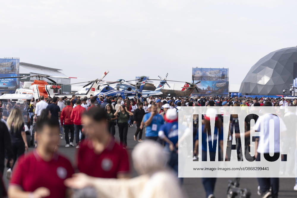 TEKNOFEST Southeast in Turkiye s Sanliurfa SANLIURFA, TURKIYE - OCTOBER 1: TEKNOFEST Southeast, the world’s largest aviation, space, and technology festival, opens its doors to visitors on the second day of its 15th edition at Sanliurfa GAP Airport in Sanliurfa, Turkiye, on October 1, 2026. Bunyamin Celik Anadolu Sanliurfa Turkey. Editorial use only. Please get in touch for any other usage.