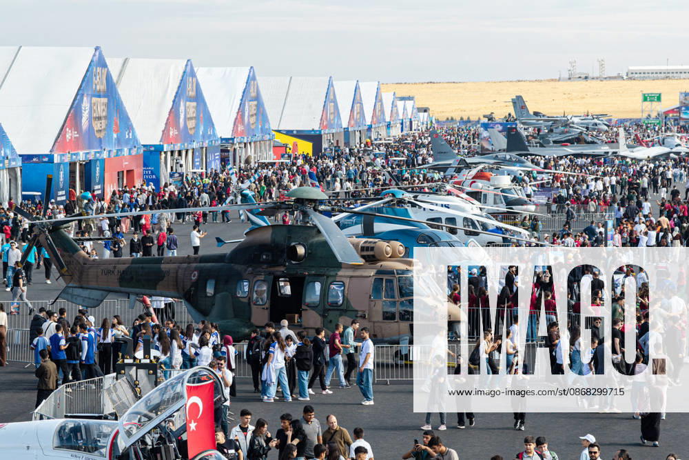 TEKNOFEST Southeast in Turkiye s Sanliurfa SANLIURFA, TURKIYE - OCTOBER 1: TEKNOFEST Southeast, the world’s largest aviation, space, and technology festival, continues on the second day of its 15th edition at Sanliurfa GAP Airport in Sanliurfa, Turkiye, on October 1, 2026. Harun Ozalp Anadolu Sanliurfa Turkey. Editorial use only. Please get in touch for any other usage.
