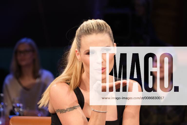 Hamburg Michelle Hunziker NDR Talk Show Fototermin im NDR Studio in Hamburg Lokstedt am 16.11.2018 vor der Sendung am gleichen Abend