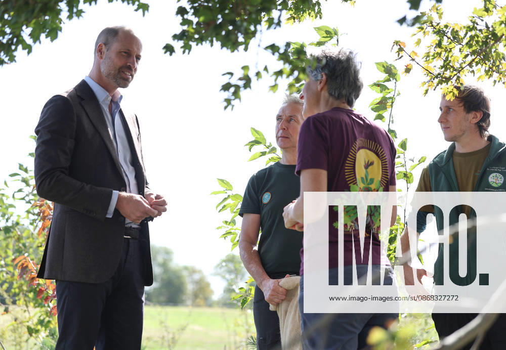 The Prince Of Wales Visits Monmouthshire And Herefordshire ABERGAVENNY, WALES - OCTOBER 01: Prince William, Prince Of Wales (L) joins volunteers participating in a seed collection activity and hears about the progress towards the goal of planting one million trees during his visit to charity Stump Up For Trees, which aims to plant native trees across South Wales, at White Castle Farm on October 01, 2026 in Abergavenny, Wales. The Prince of Wales also visited the region to meet with those tackling the threat of flooding caused by extreme weather conditions., Credit:Chris Jackson PA ROTA - B68 Avalon United Kingdom, Wales, Abergavenny