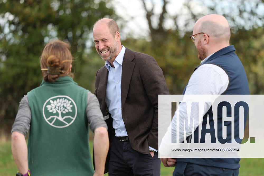 The Prince Of Wales Visits Monmouthshire And Herefordshire ABERGAVENNY, WALES - OCTOBER 01: Prince William, Prince Of Wales laughs as he speaks with Dr Jenny Knight, manager of charity Stump Up For Trees and Joe Haseley, Farming and Nature Programme Manager for the Duchy of Cornwall during a visit to the charity to hear about its goal of planting one million native trees across South Wales, at White Castle Farm on October 01, 2026 in Abergavenny, Wales. The Prince of Wales also visited the region to meet with those tackling the threat of flooding caused by extreme weather conditions., Credit:Chris Jackson PA ROTA - B68 Avalon United Kingdom, Wales, Abergavenny