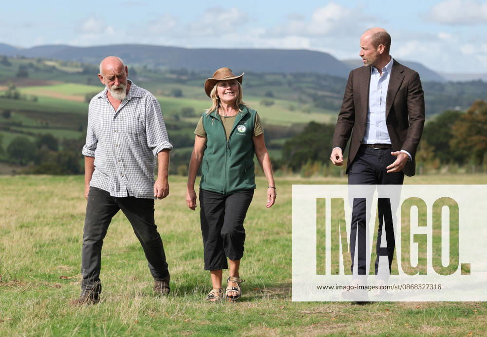 The Prince Of Wales Visits Monmouthshire And Herefordshire ABERGAVENNY, WALES - OCTOBER 01: Prince William, Prince Of Wales (R) speaks with Jim Beavan and Kate Beavan from Great Tre-rhew Farm, a local farming family, who have partnered with the charity Stump Up For Trees, to use their land for upstream flooding interventions and the charity s goal of planting one million native trees across South Wales, at White Castle Farm on October 01, 2026 in Abergavenny, Wales. The Prince of Wales visited the region to meet with those tackling the threat of flooding caused by extreme weather conditions., Credit:Chris Jackson PA ROTA - B68 Avalon United Kingdom, Wales, Abergavenny