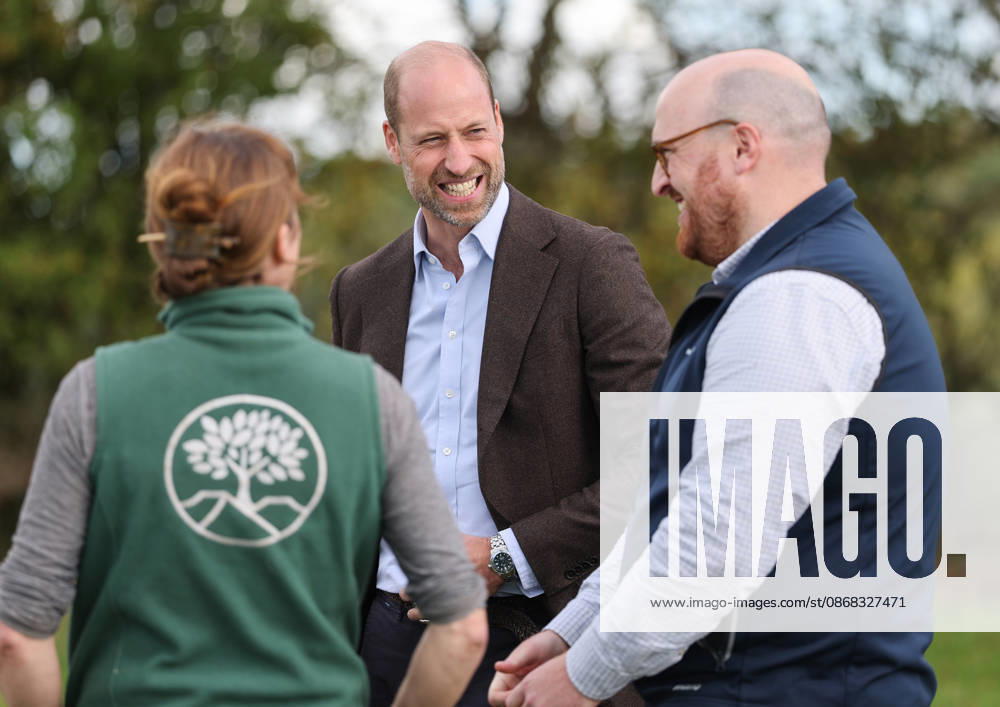 The Prince Of Wales Visits Monmouthshire And Herefordshire ABERGAVENNY, WALES - OCTOBER 01: Prince William, Prince Of Wales laughs as he speaks with Dr Jenny Knight, manager of charity Stump Up For Trees and Joe Haseley, Farming and Nature Programme Manager for the Duchy of Cornwall during a visit to the charity to hear about its goal of planting one million native trees across South Wales, at White Castle Farm on October 01, 2026 in Abergavenny, Wales. The Prince of Wales also visited the region to meet with those tackling the threat of flooding caused by extreme weather conditions., Credit:Chris Jackson PA ROTA - B68 Avalon United Kingdom, Wales, Abergavenny