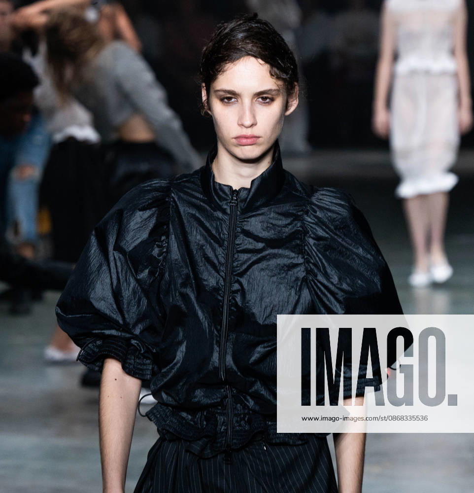Paris Fashion Week Women s Wear SPRING SUMMER 2027 Collection by ALAINPAUL, October 1, 2026, photography by Sylvie Lefort, MAXPPP 01 10 2026 @Sylvie Lefort Photography MAXPPP 10 01 26 Models showcase designs from the ALAINPAUL Women’s Spring Summer 2027 collection during Paris Fashion Week in Paris, France, October 1, 2026. The Women’s collections were presented from September 28 to October 6, 26
