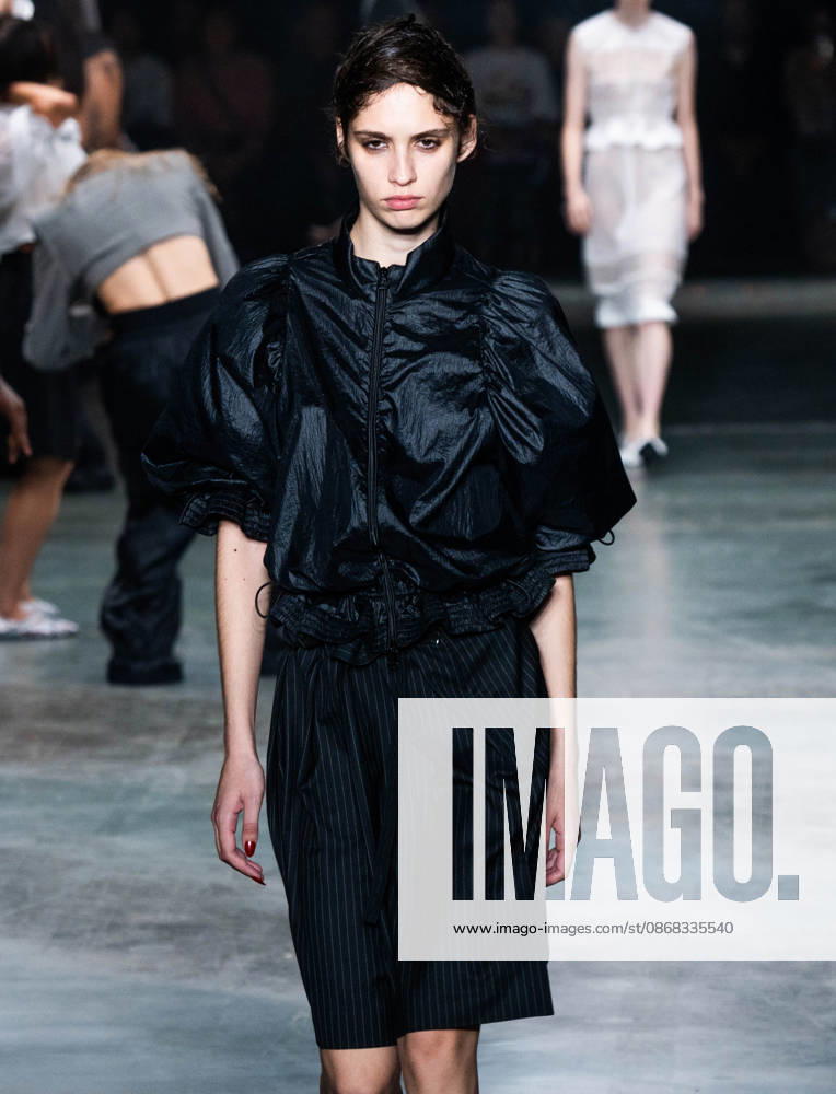 Paris Fashion Week Women s Wear SPRING SUMMER 2027 Collection by ALAINPAUL, October 1, 2026, photography by Sylvie Lefort, MAXPPP 01 10 2026 @Sylvie Lefort Photography MAXPPP 10 01 26 Models showcase designs from the ALAINPAUL Women’s Spring Summer 2027 collection during Paris Fashion Week in Paris, France, October 1, 2026. The Women’s collections were presented from September 28 to October 6, 26