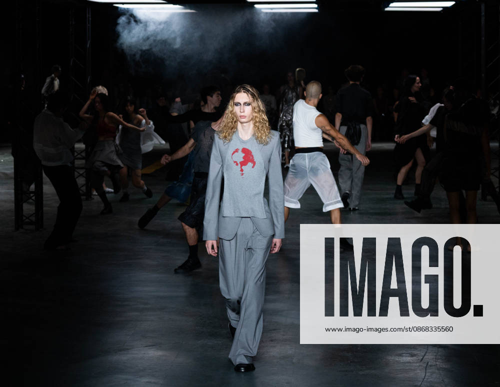 Paris Fashion Week Women s Wear SPRING SUMMER 2027 Collection by ALAINPAUL, October 1, 2026, photography by Sylvie Lefort, MAXPPP 01 10 2026 @Sylvie Lefort Photography MAXPPP 10 01 26 Models showcase designs from the ALAINPAUL Women’s Spring Summer 2027 collection during Paris Fashion Week in Paris, France, October 1, 2026. The Women’s collections were presented from September 28 to October 6, 26